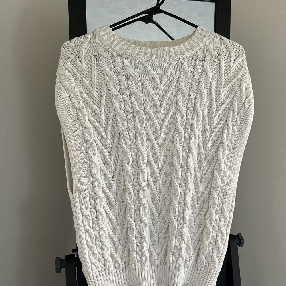 Elegant White Cable Knit Sweater